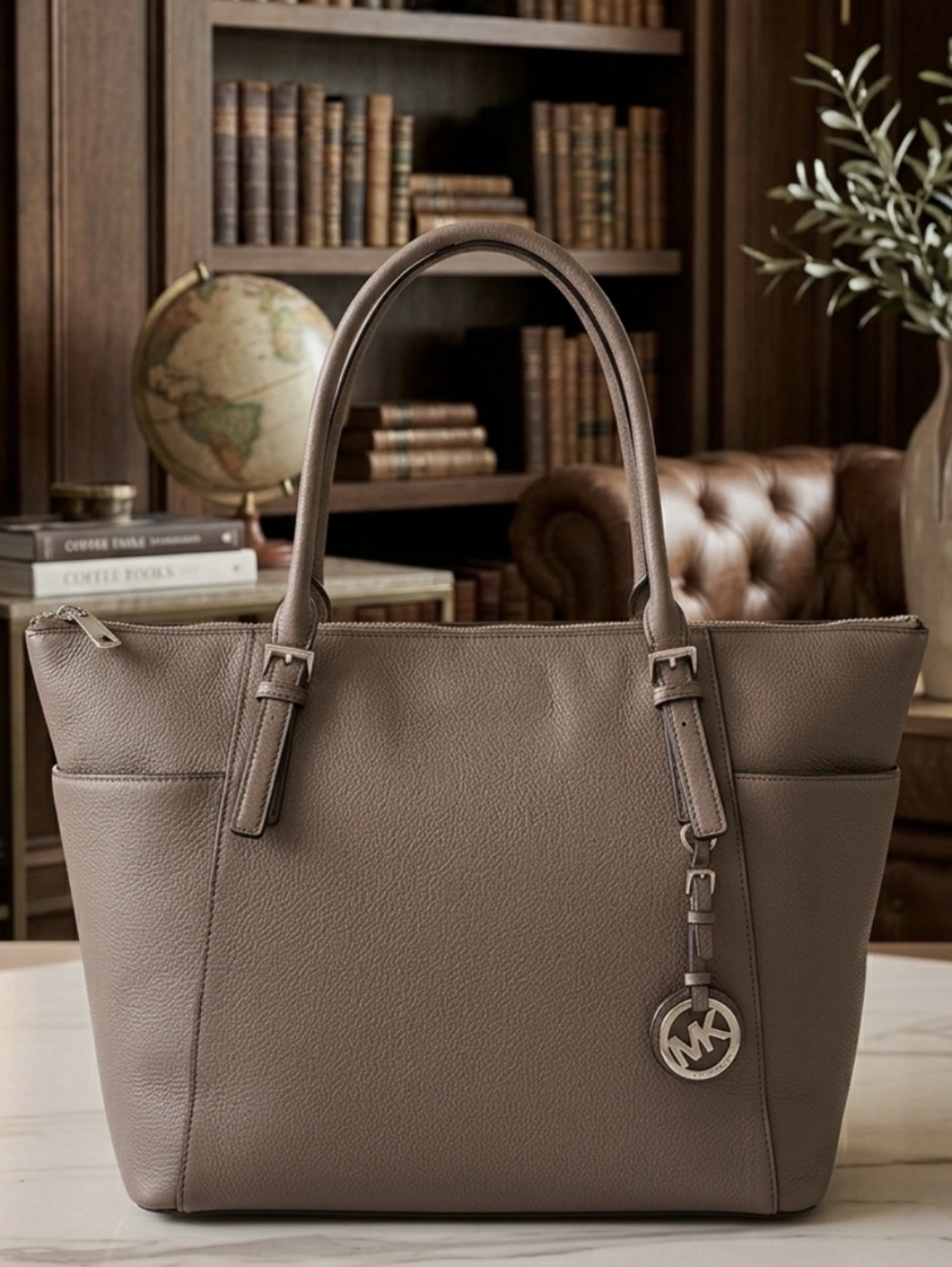 Michael Kors Voyager Medium Pebbled Leather Tote - Taupe/Silver